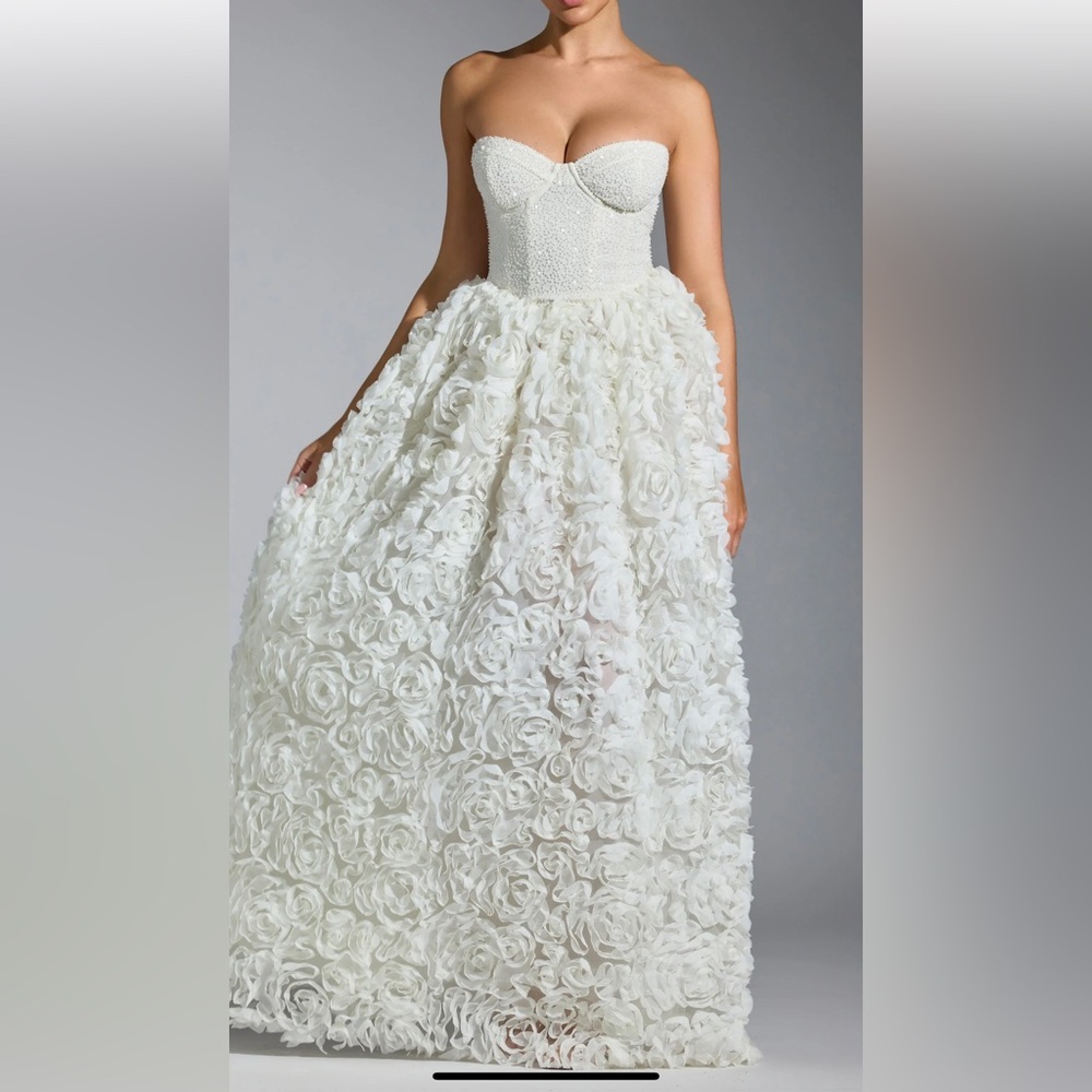 White Embellished Corset Gown - Picture 2 of 4
